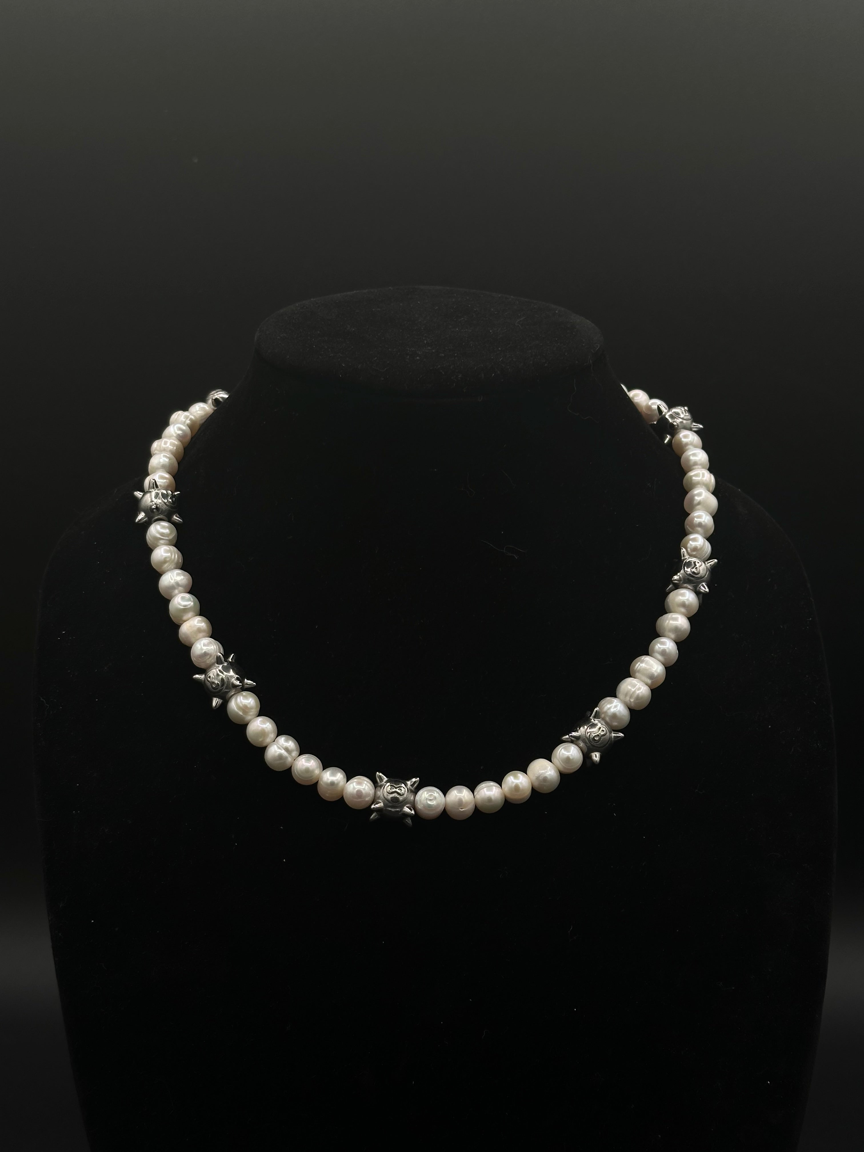 SPIKED PEARLS