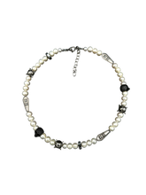 Load image into Gallery viewer, GOTH PEARLS
